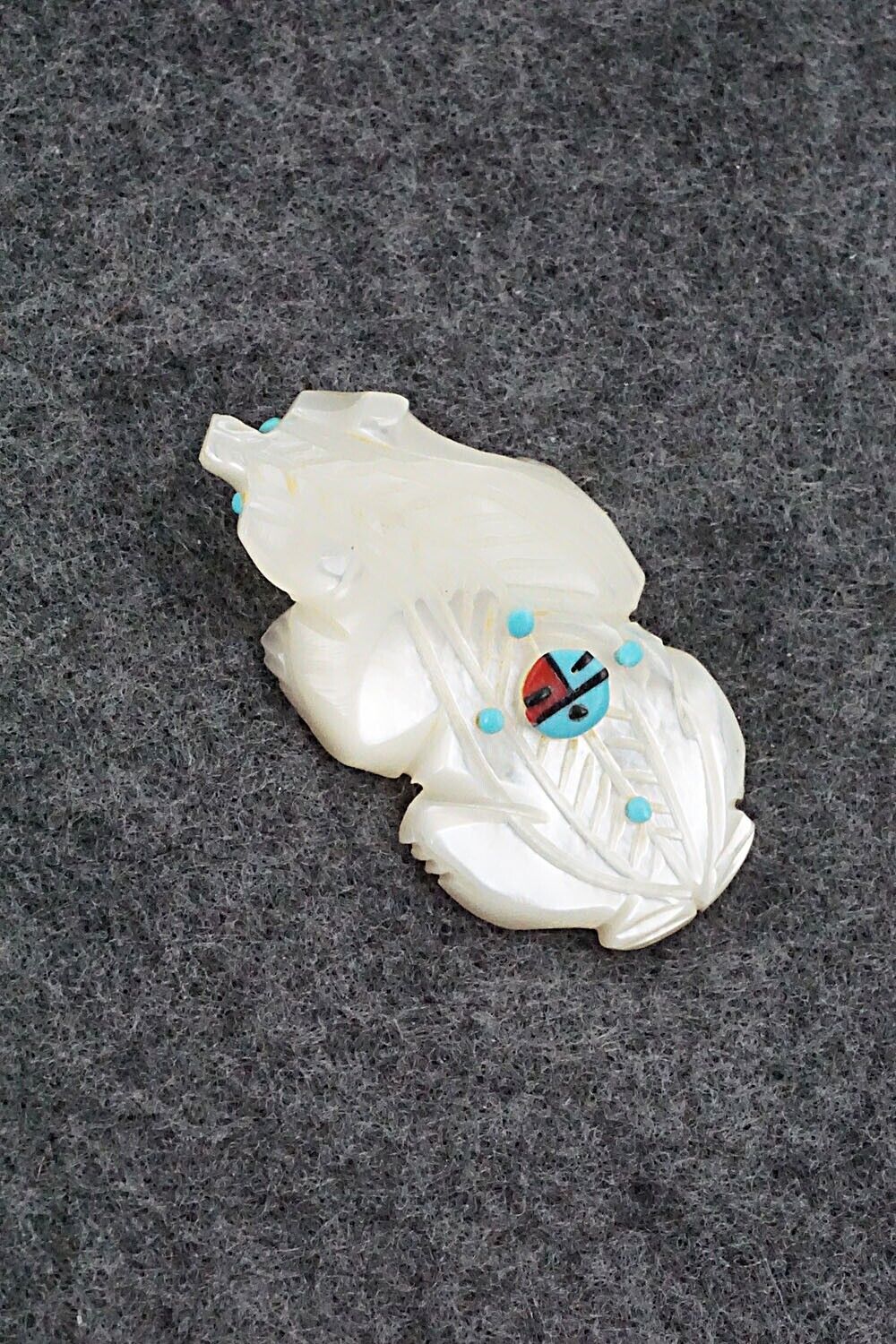 Badger Zuni Fetish Carving - Danette Laate