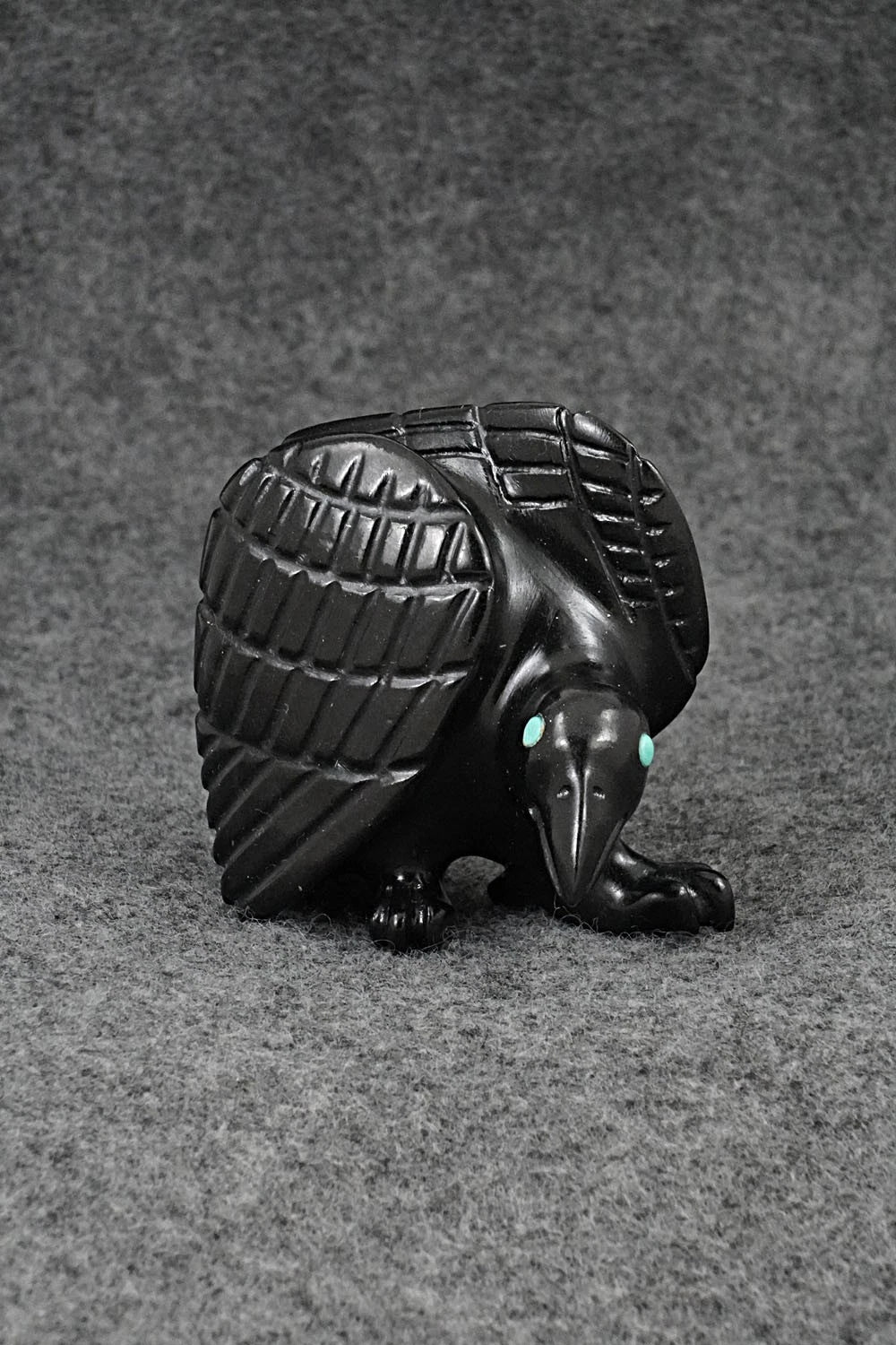 Eagle Zuni Fetish Carving - Albert Eustace