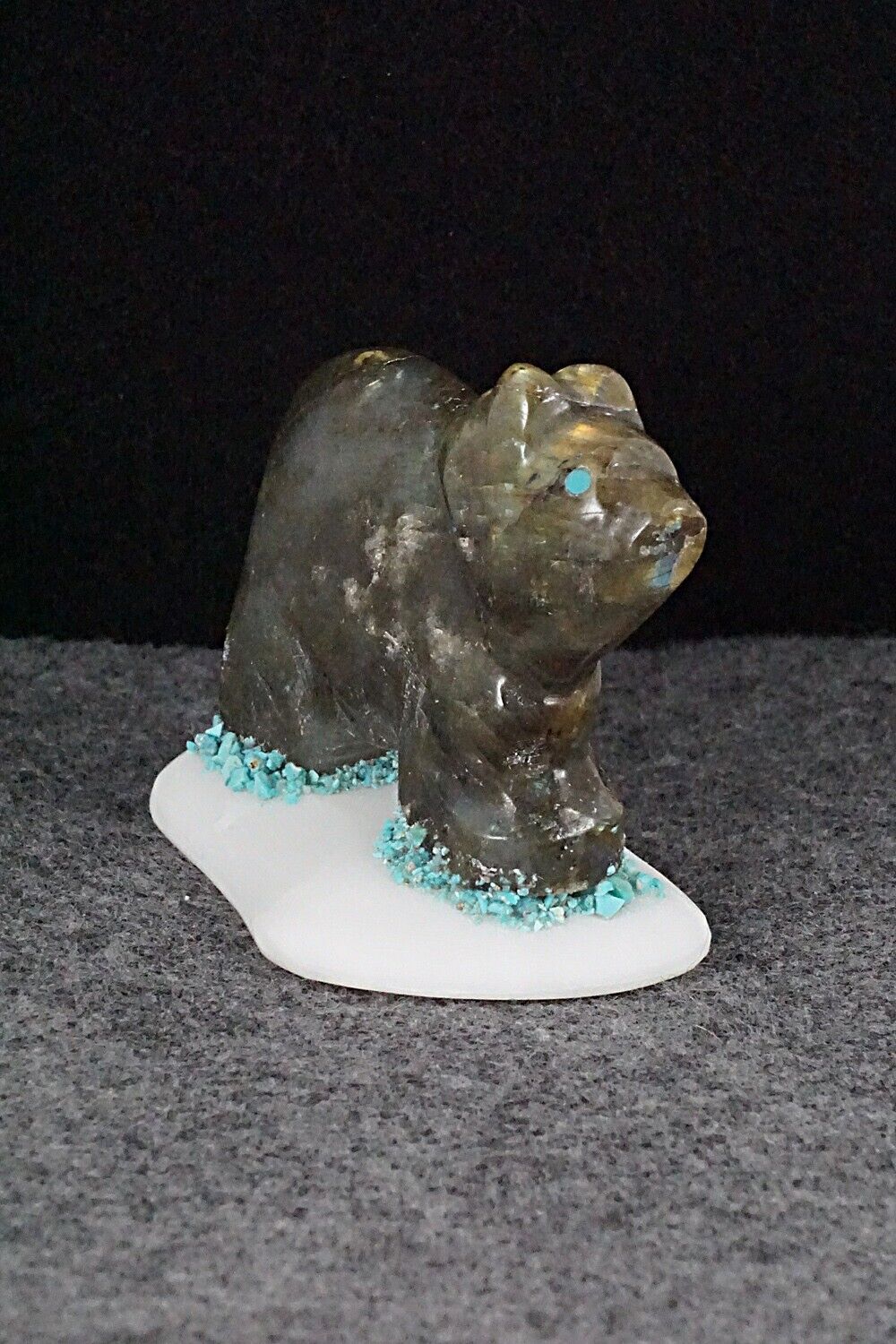 Bear Zuni Fetish Carving - Daniel Chattin