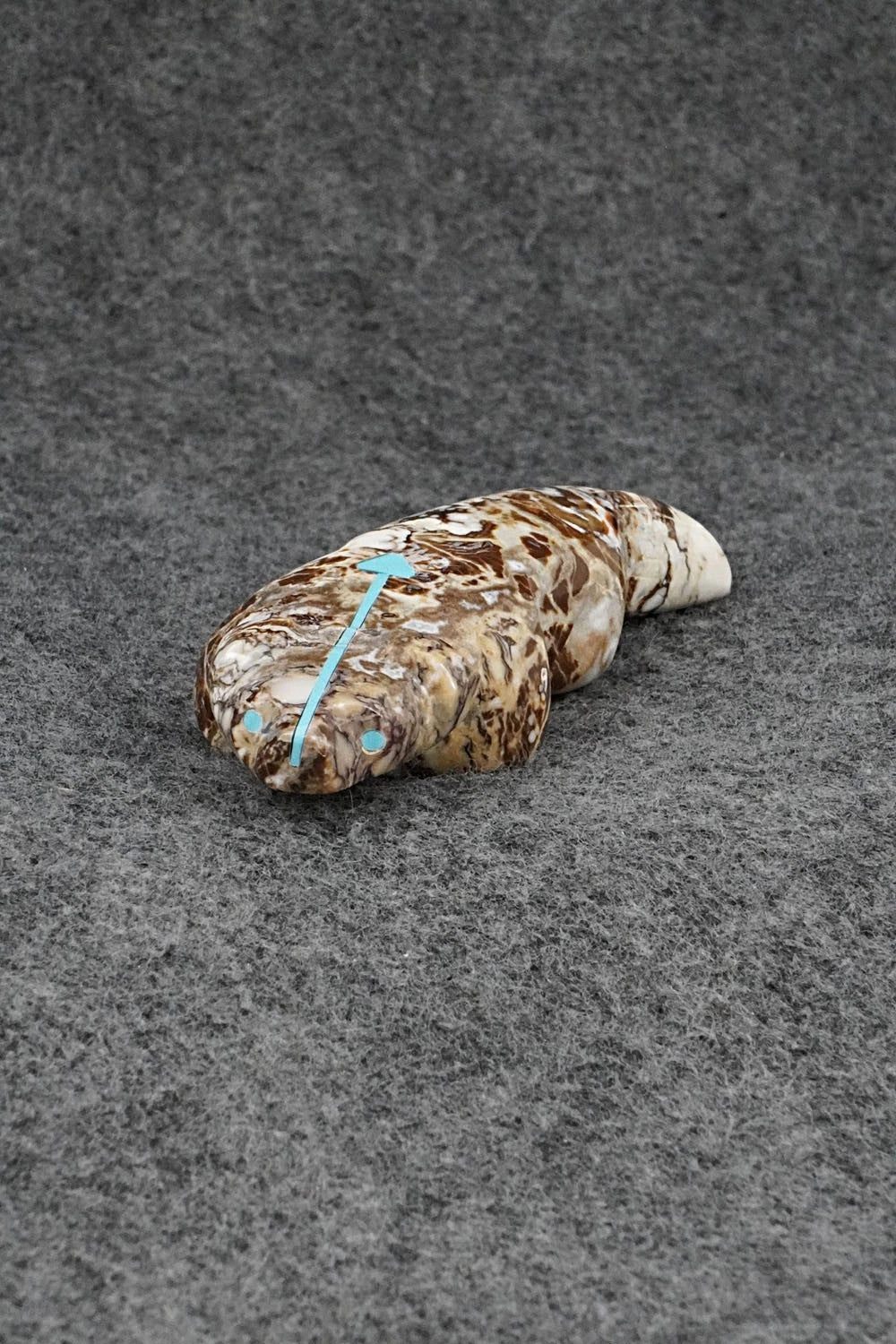 Badger Zuni Fetish Carving - Kenric Laiwakete