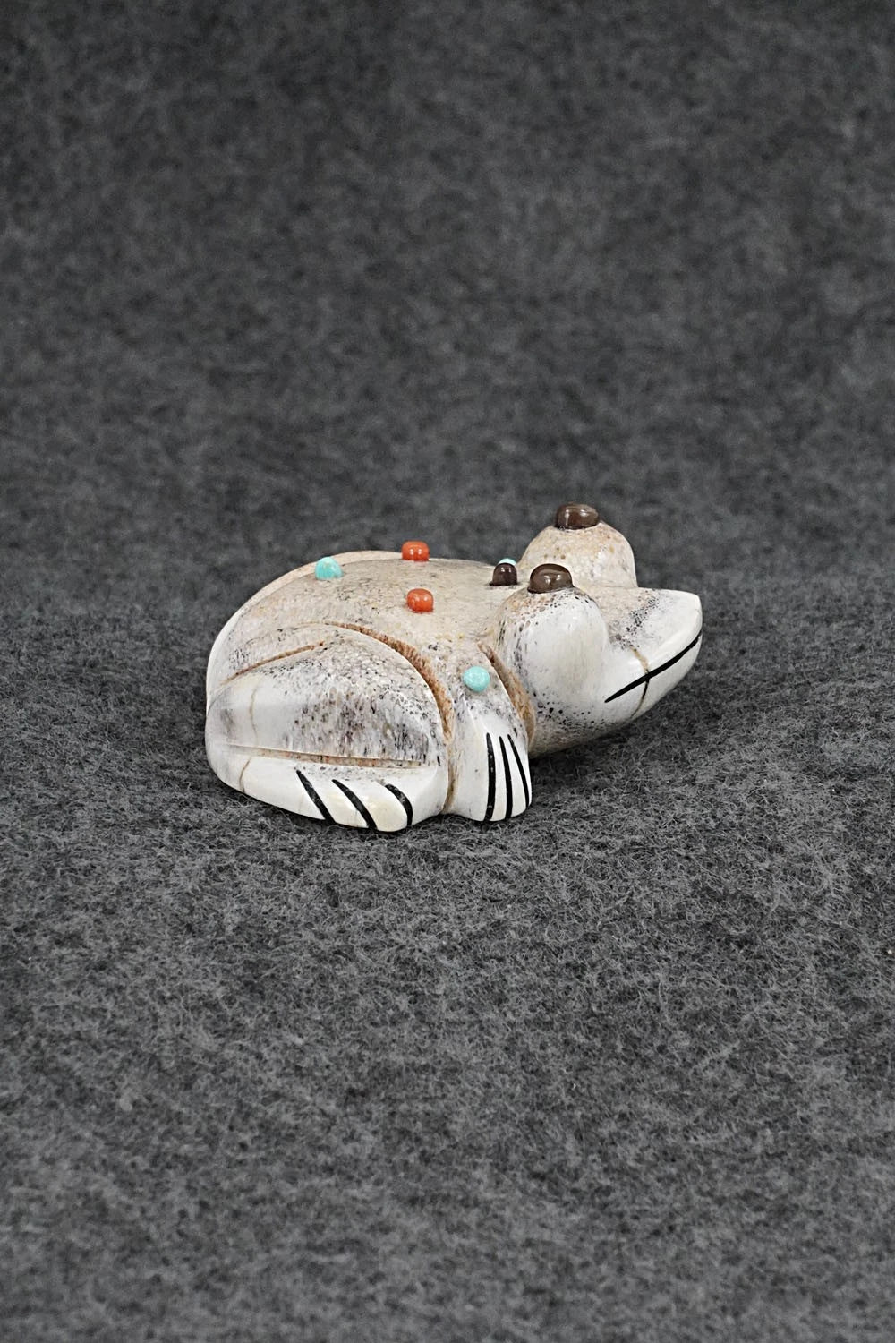 Frog Zuni Fetish Carving - Claudia Peina