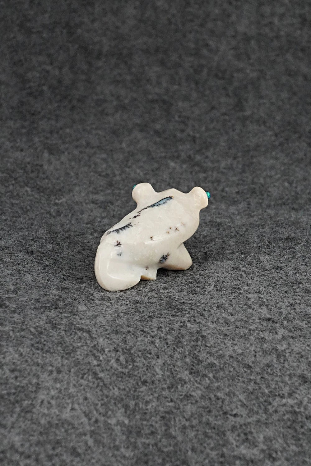 Lizard Zuni Fetish Carving - Benina Kallestewa