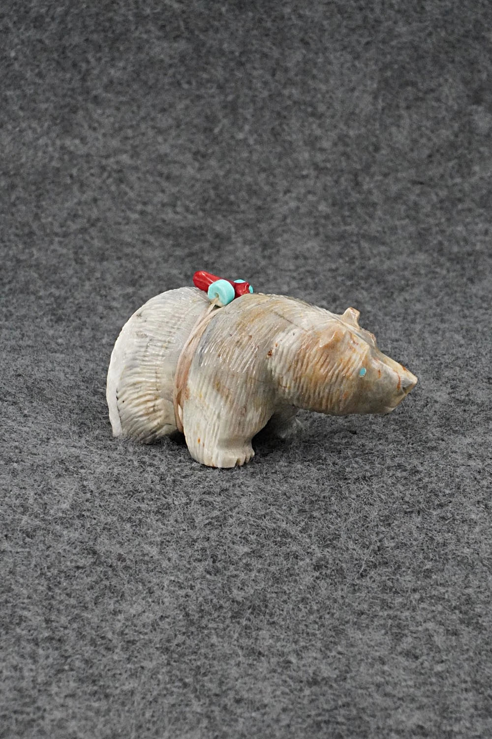 Bear Zuni Fetish Carving - Farlan & Paulette Quam