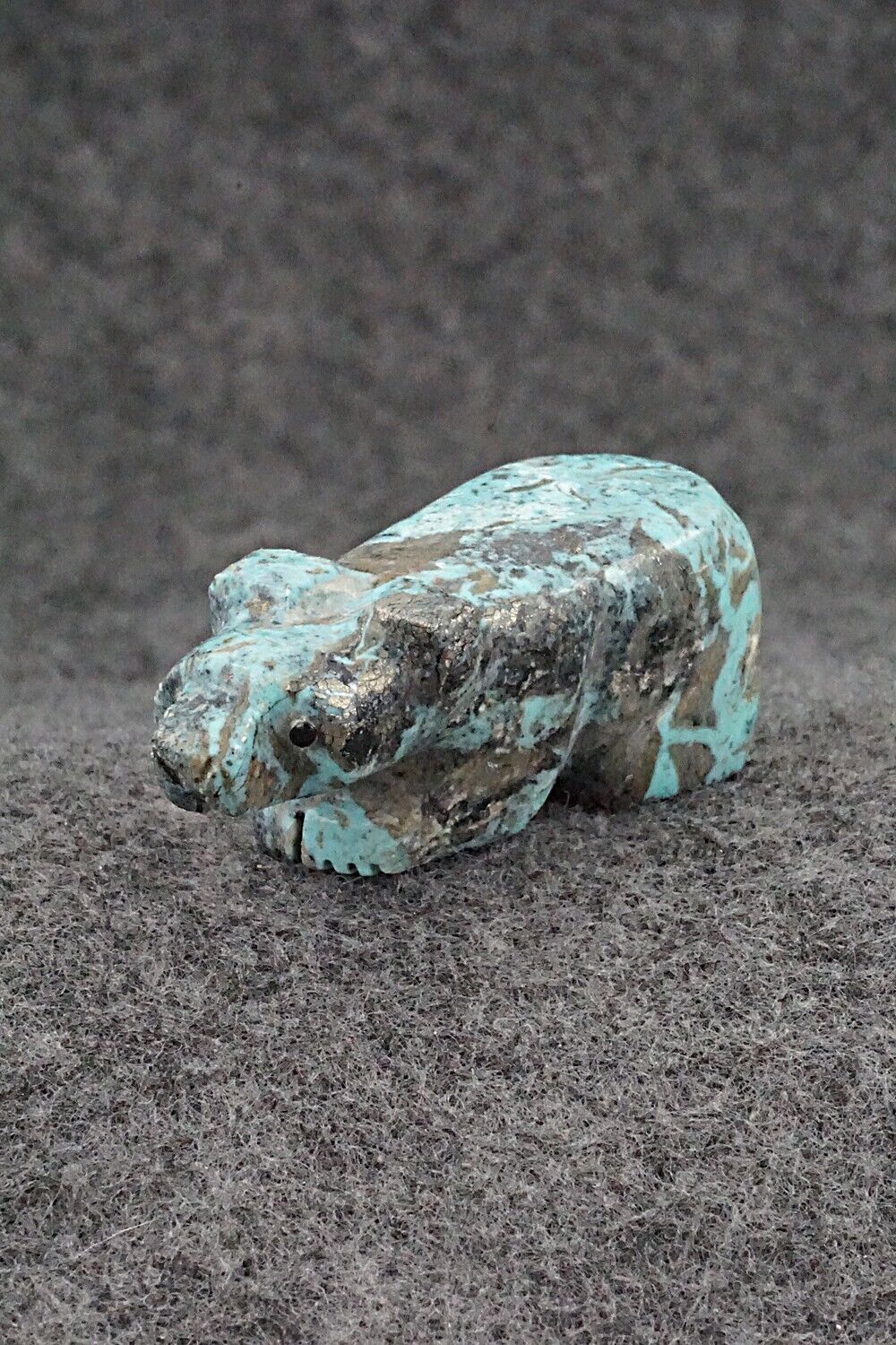 Bear Zuni Fetish Carving - Reynold Lunasee