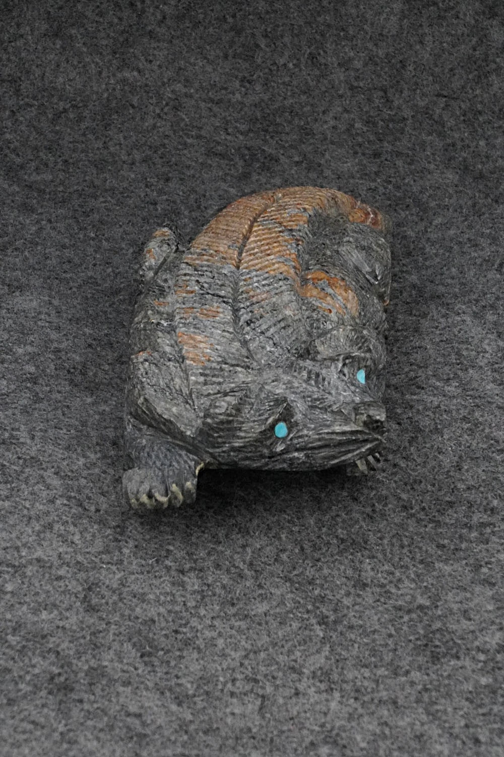 Badger Zuni Fetish Carving - Tony Mackel