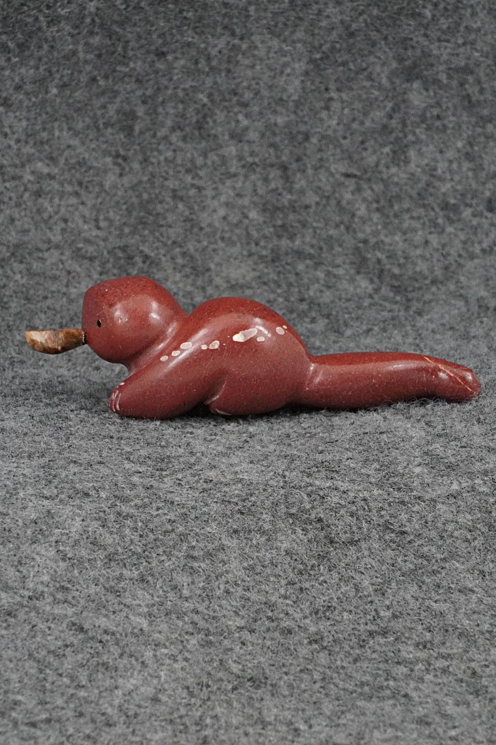 Otter Zuni Fetish Carving - Justin Red Elk