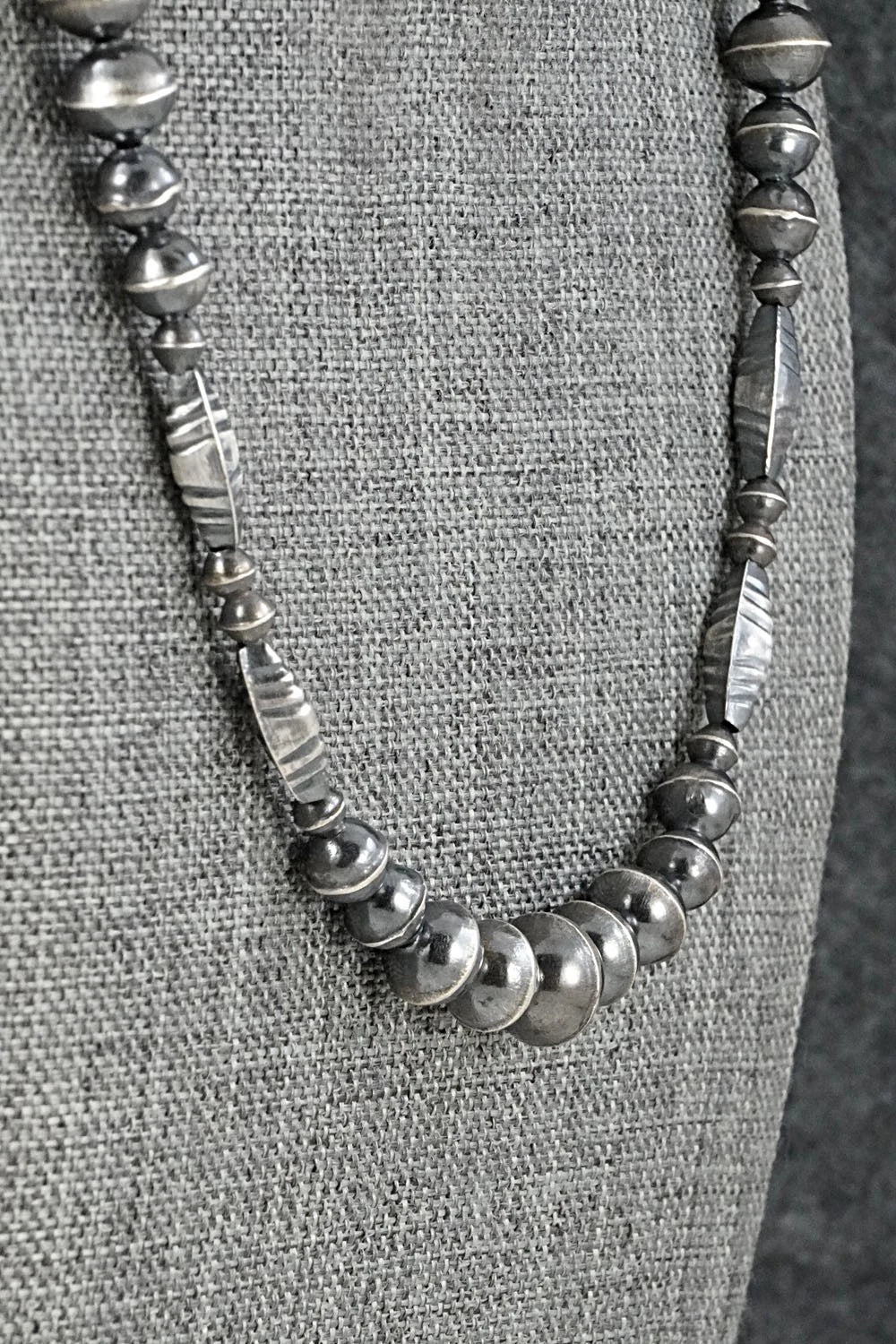 Sterling Silver Navajo Pearl Necklace 18" - Vintage