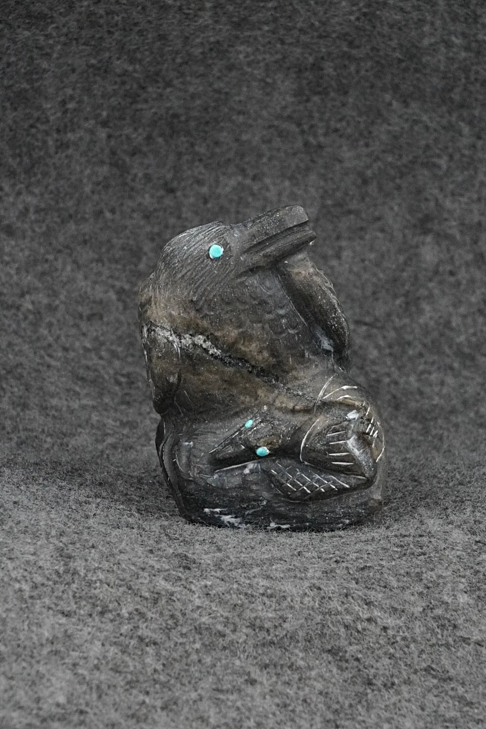 Crow Zuni Fetish Carving - Derrick Kaamasee