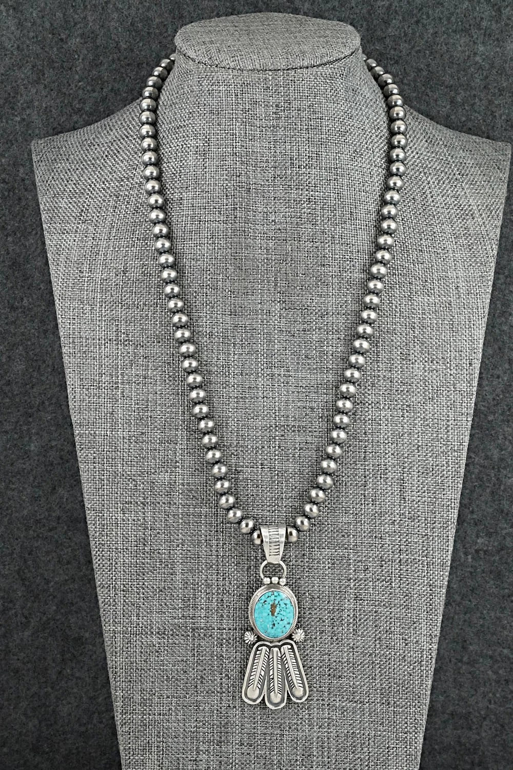 Turquoise & Sterling Silver Necklace - Verley Betone