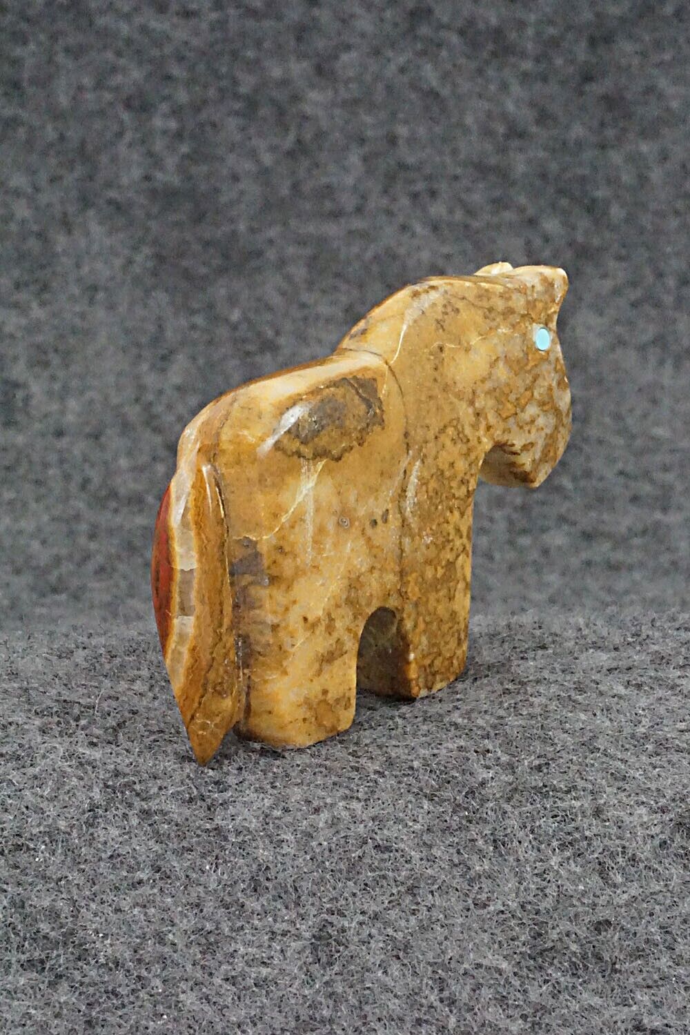 Horse Zuni Fetish Carving - Bernard Laiwakete