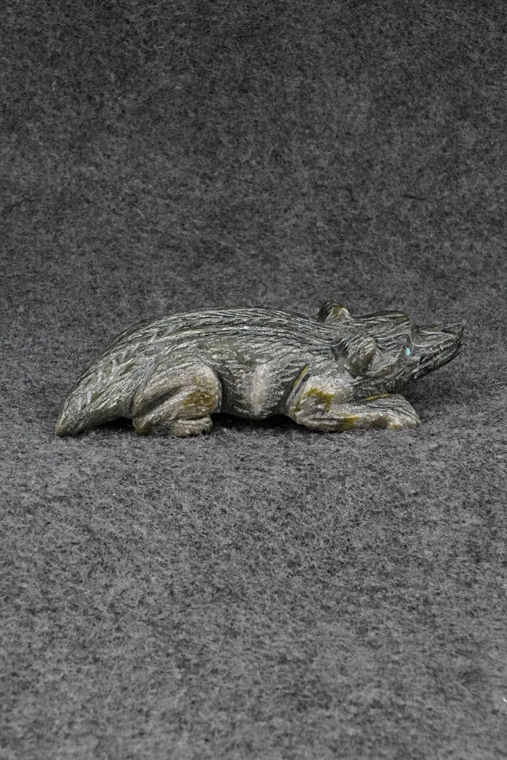 Badger Zuni Fetish Carving - Tony Mackel