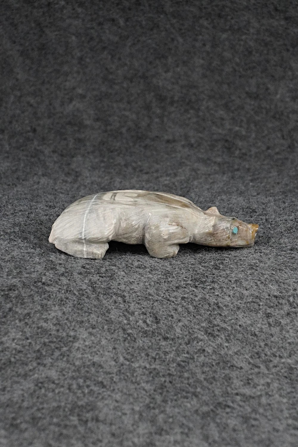 Badger Zuni Fetish Carving - Derrick Kammasee