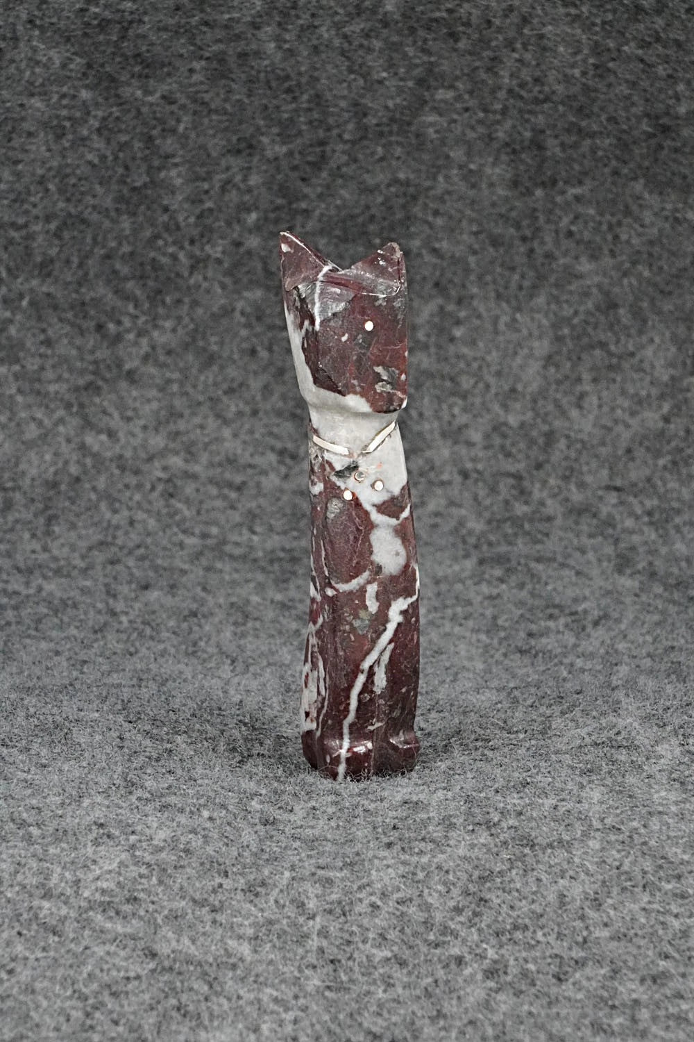 Cat Zuni Fetish Carving - Kenny Chavez