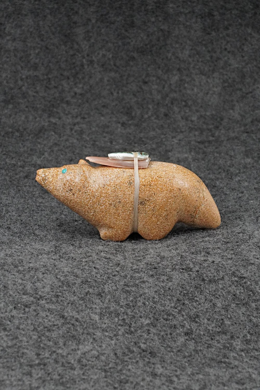 Wolf Zuni Fetish Carving - Delvin Leekya