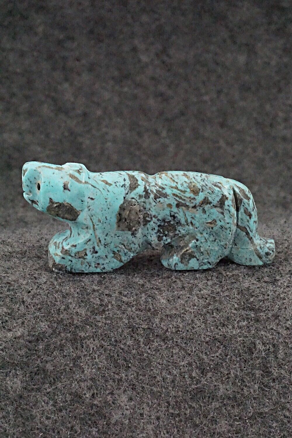 Mountain Lion Zuni Fetish Carving - Reynold Lunasee