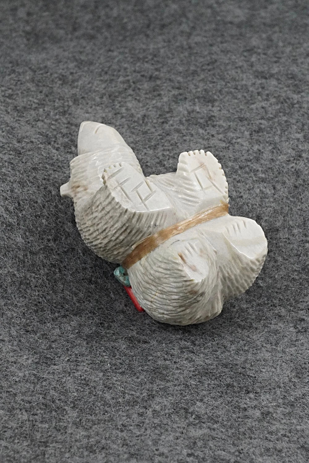 Bear Zuni Fetish Carving - Farlan & Paulette Quam