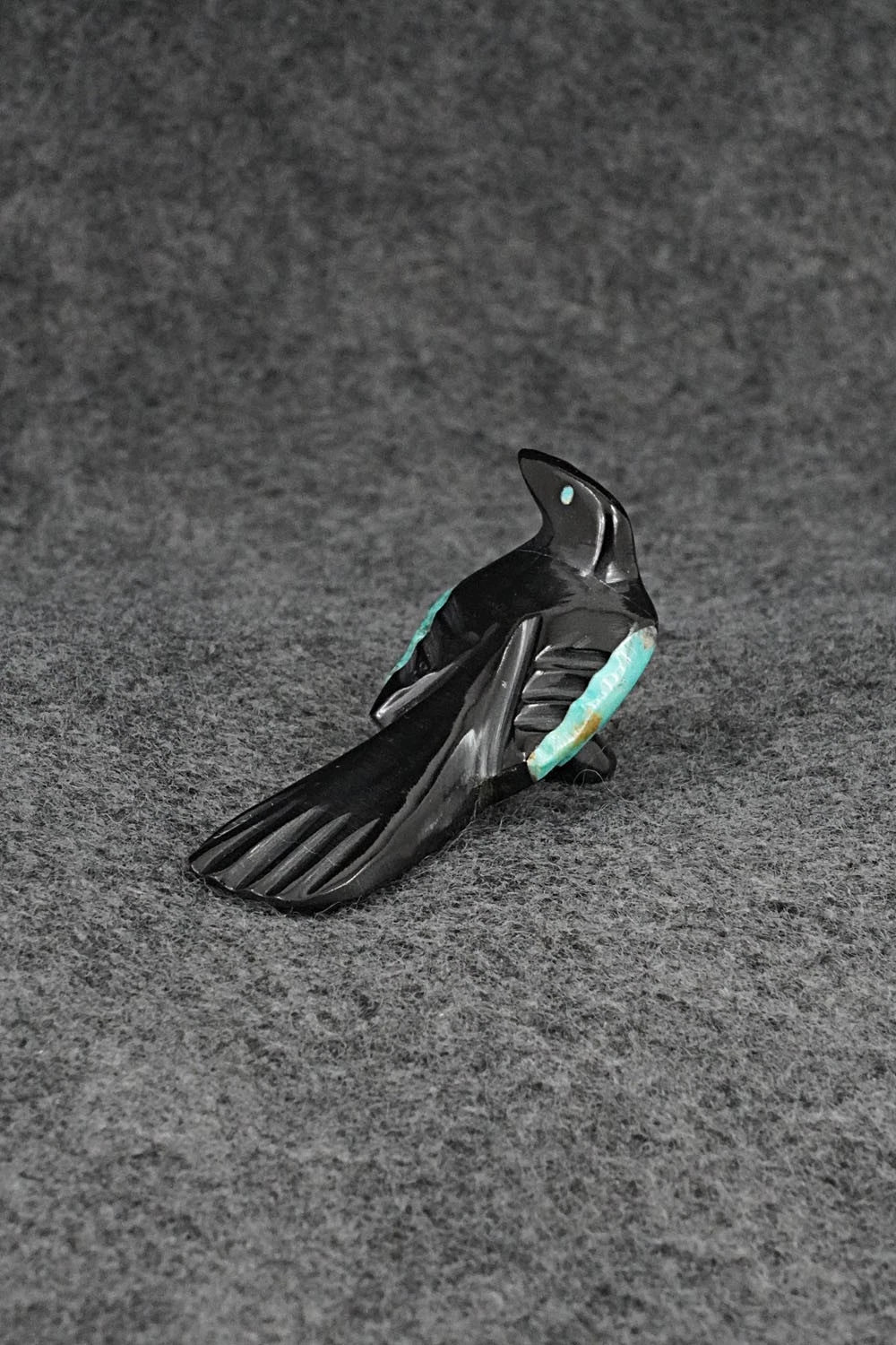 Crow Zuni Fetish Carving - Calvert Bowanie