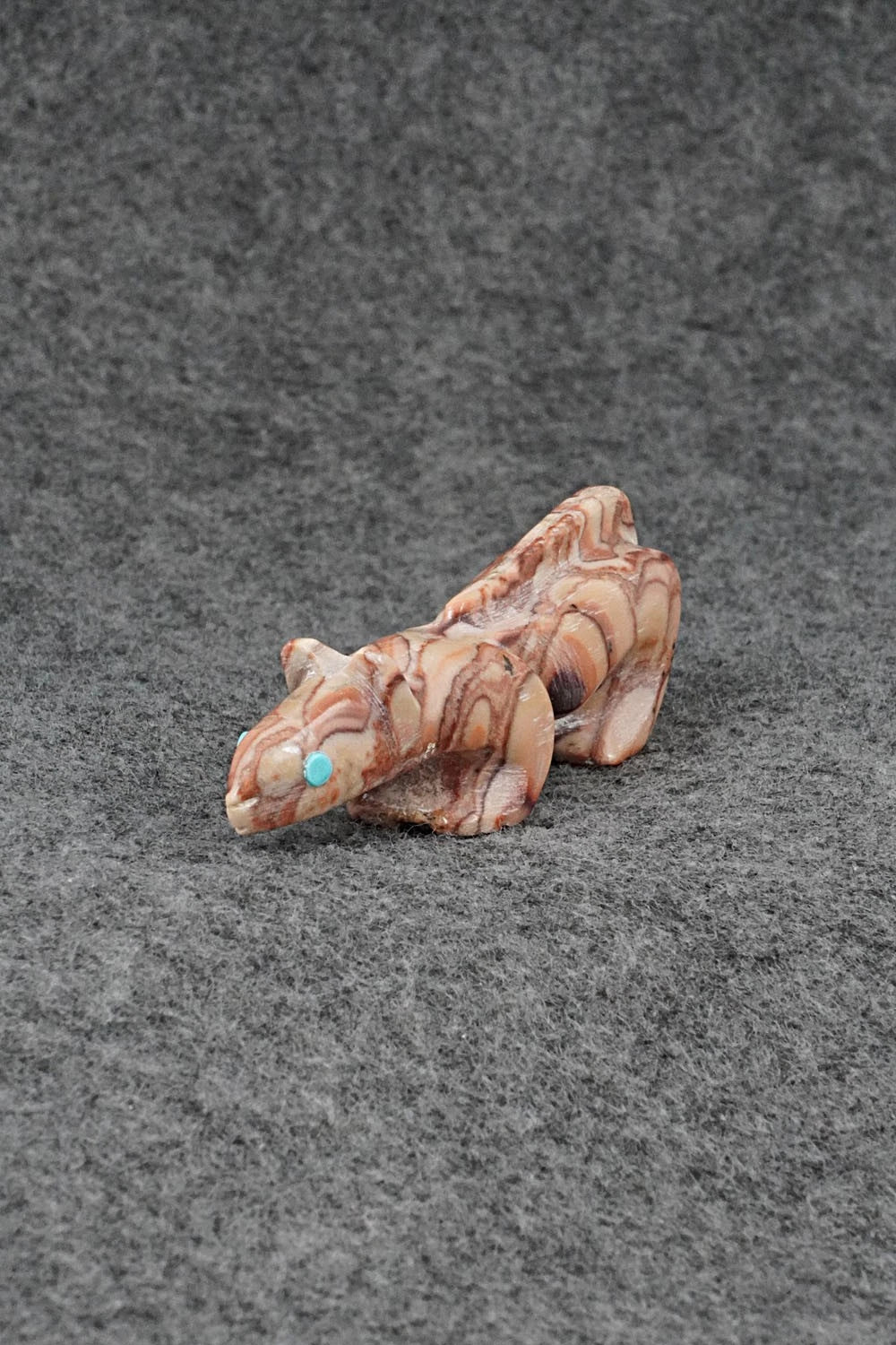 Mountain Lion Zuni Fetish Carving - Ronnie Lunasee