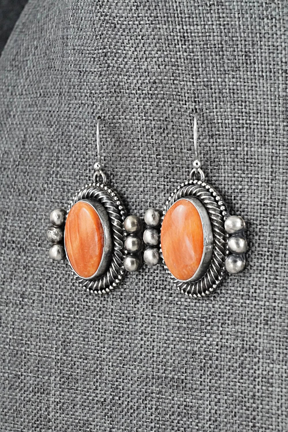 Spiny Oyster & Sterling Silver Squash Blossom Set - Kathleen Livingston