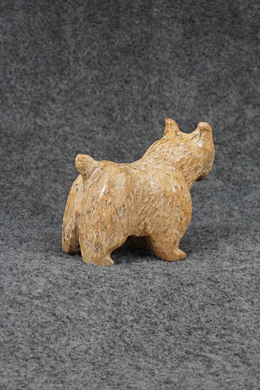 Bobcat Zuni Fetish Carving - Freddie Leekya