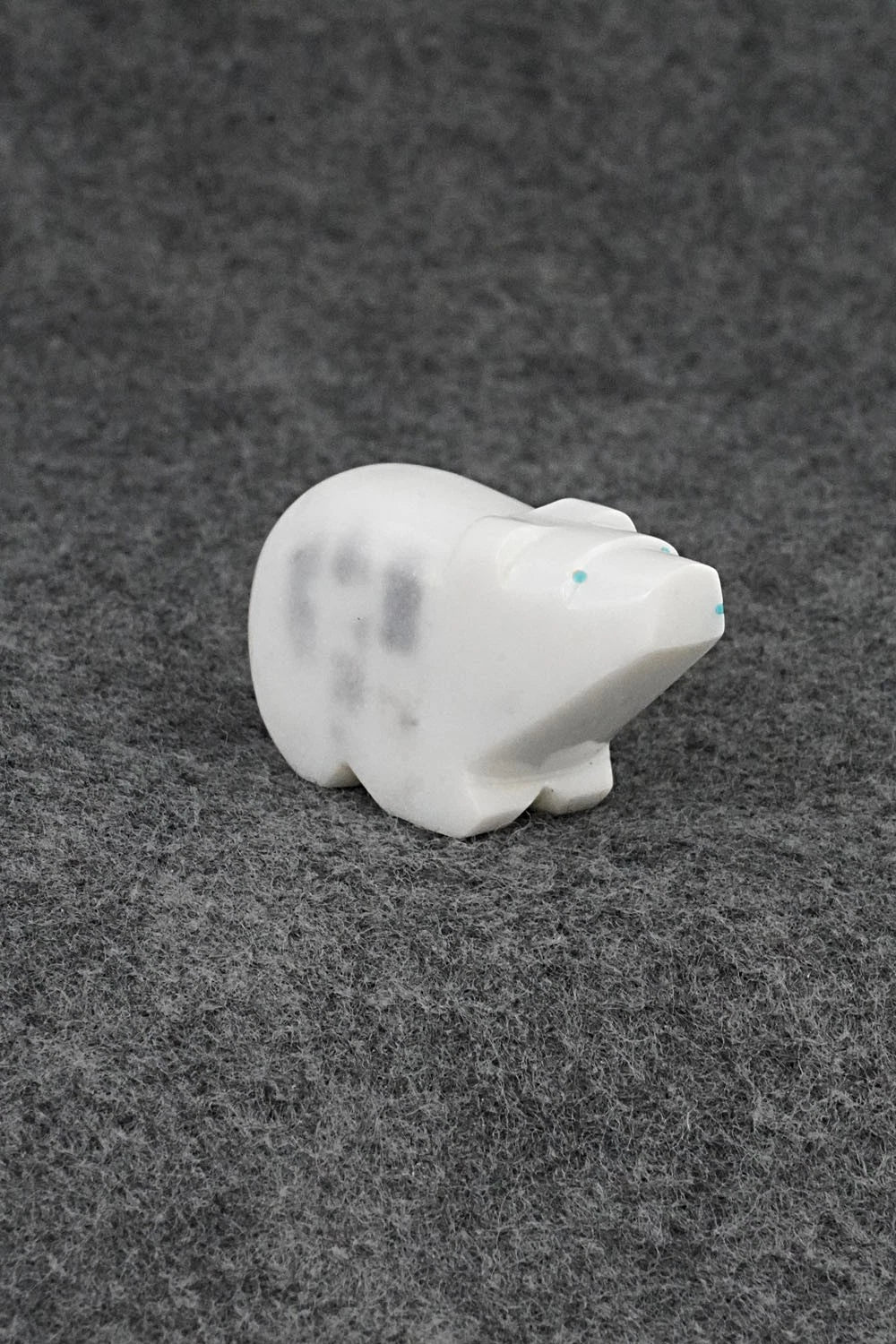 Bear Zuni Fetish Carving - Clayton Panteah