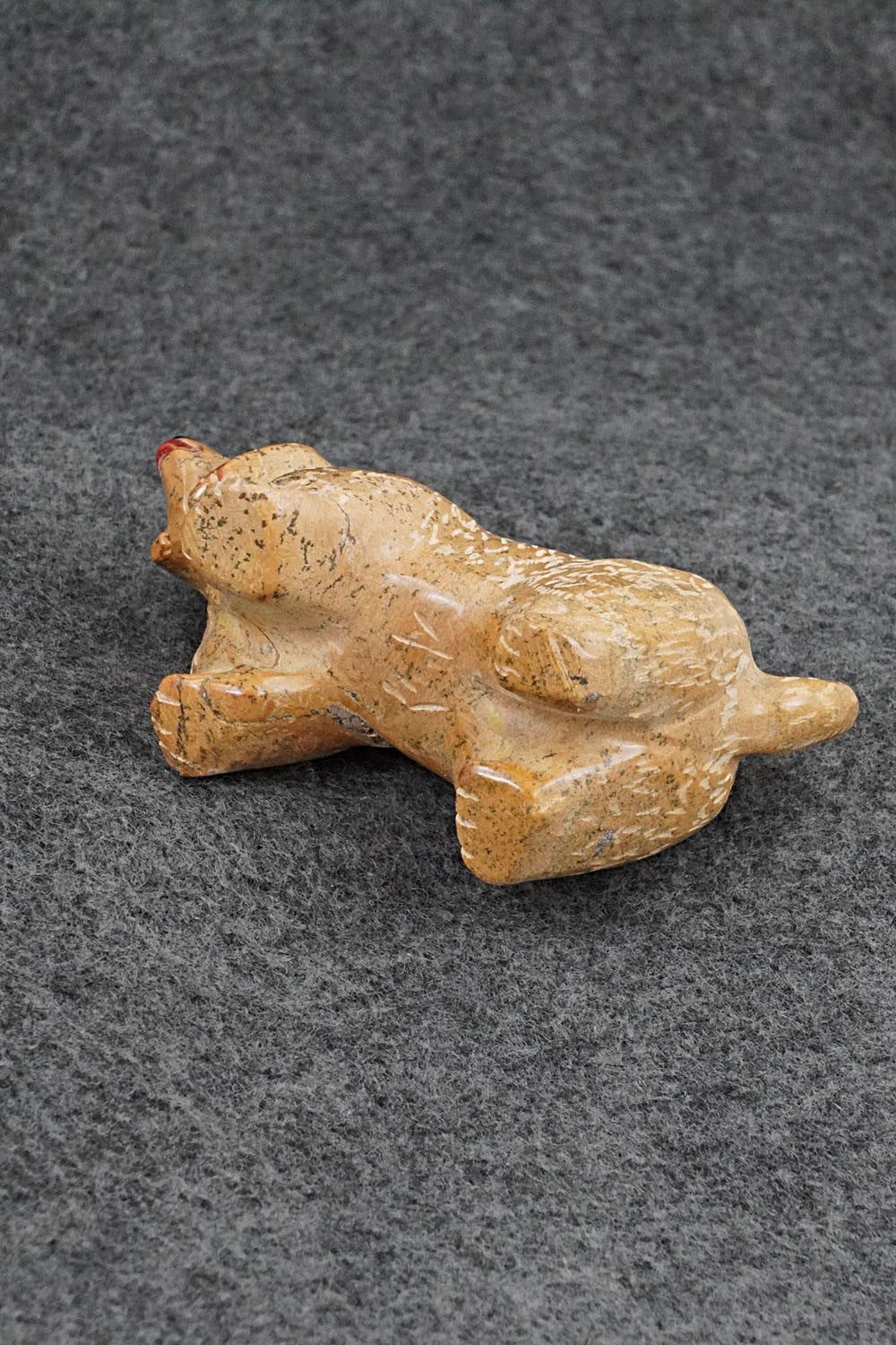 Bobcat Zuni Fetish Carving - Freddie Leekya