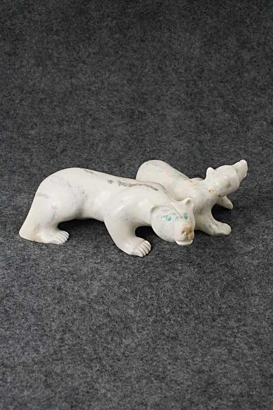 Bear Zuni Fetish Carving - Albert Eustace