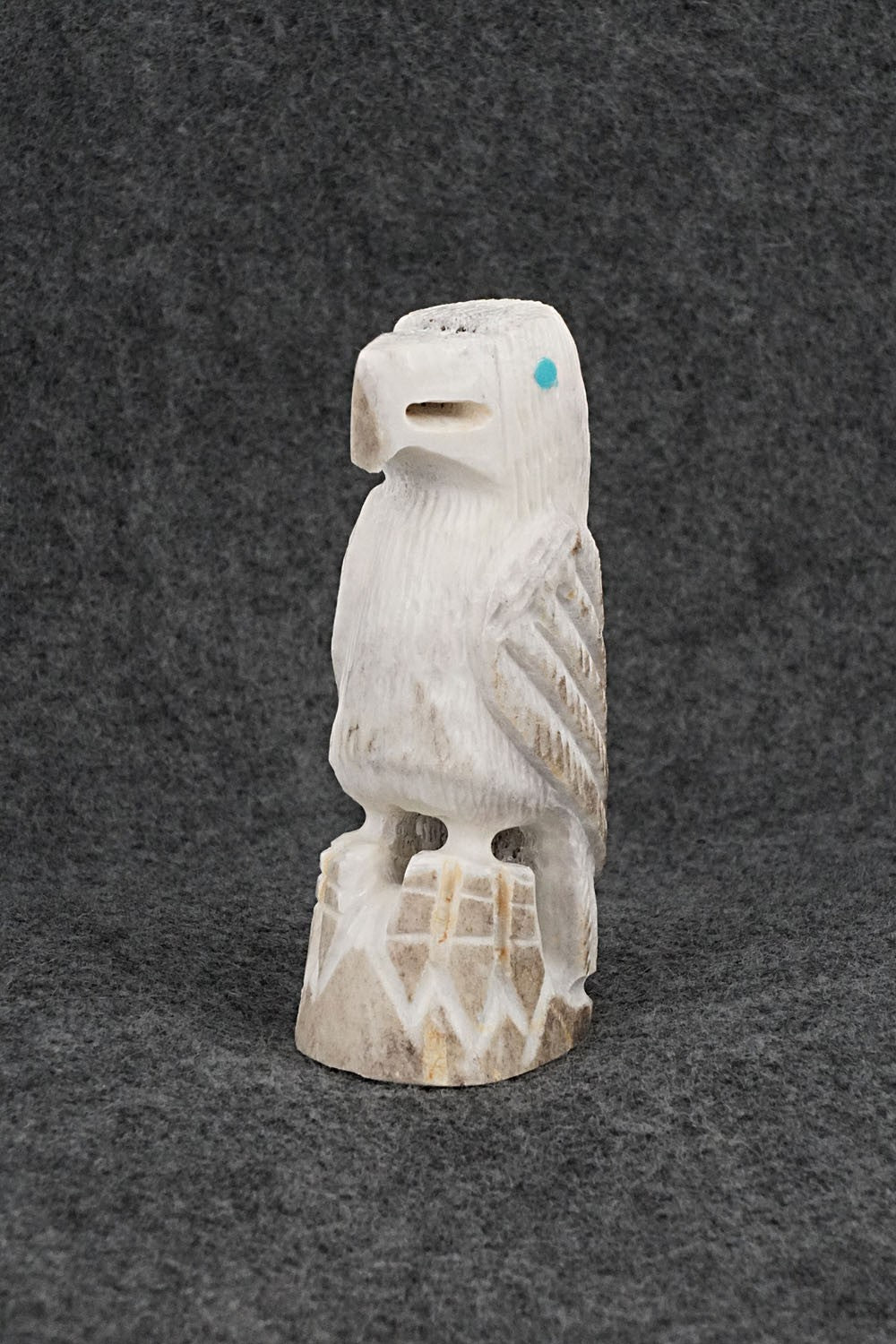 Eagle Zuni Fetish Carving - Garrick Weeka