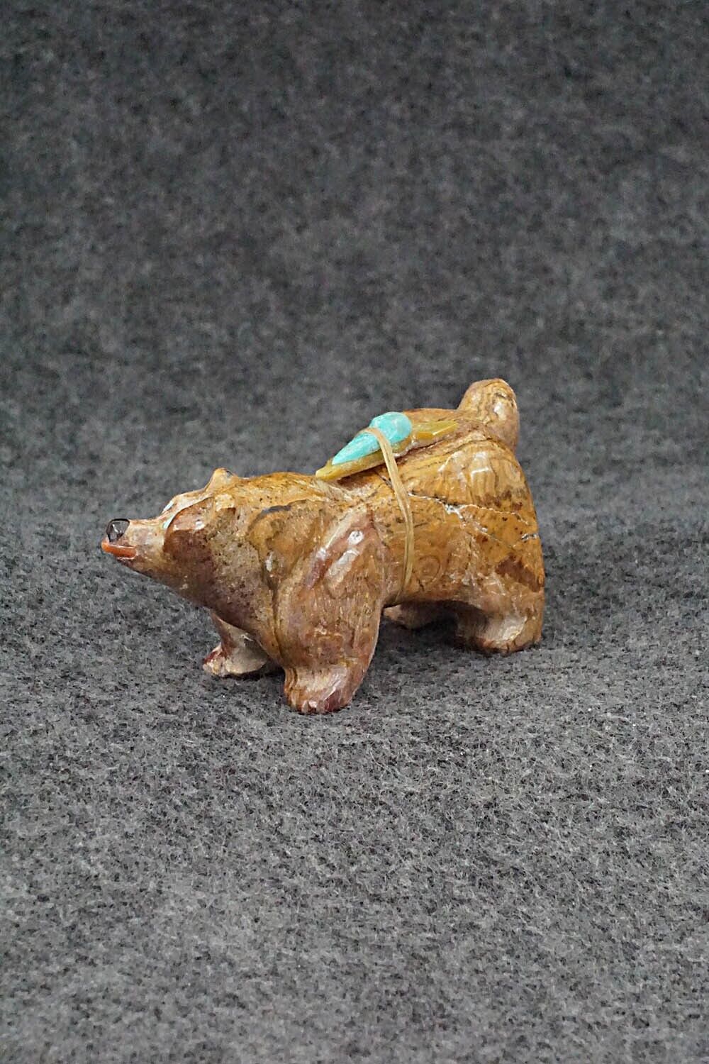 Wolf Zuni Fetish Carving - Freddie Leekya