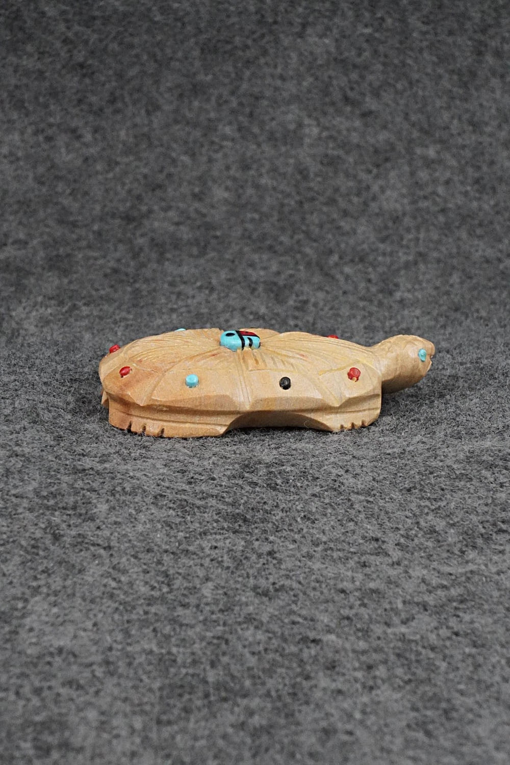 Turtle Zuni Fetish Carving - Danette Laate