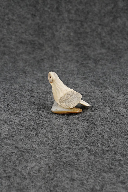 Owl Zuni Fetish Carving - Ruben Najera