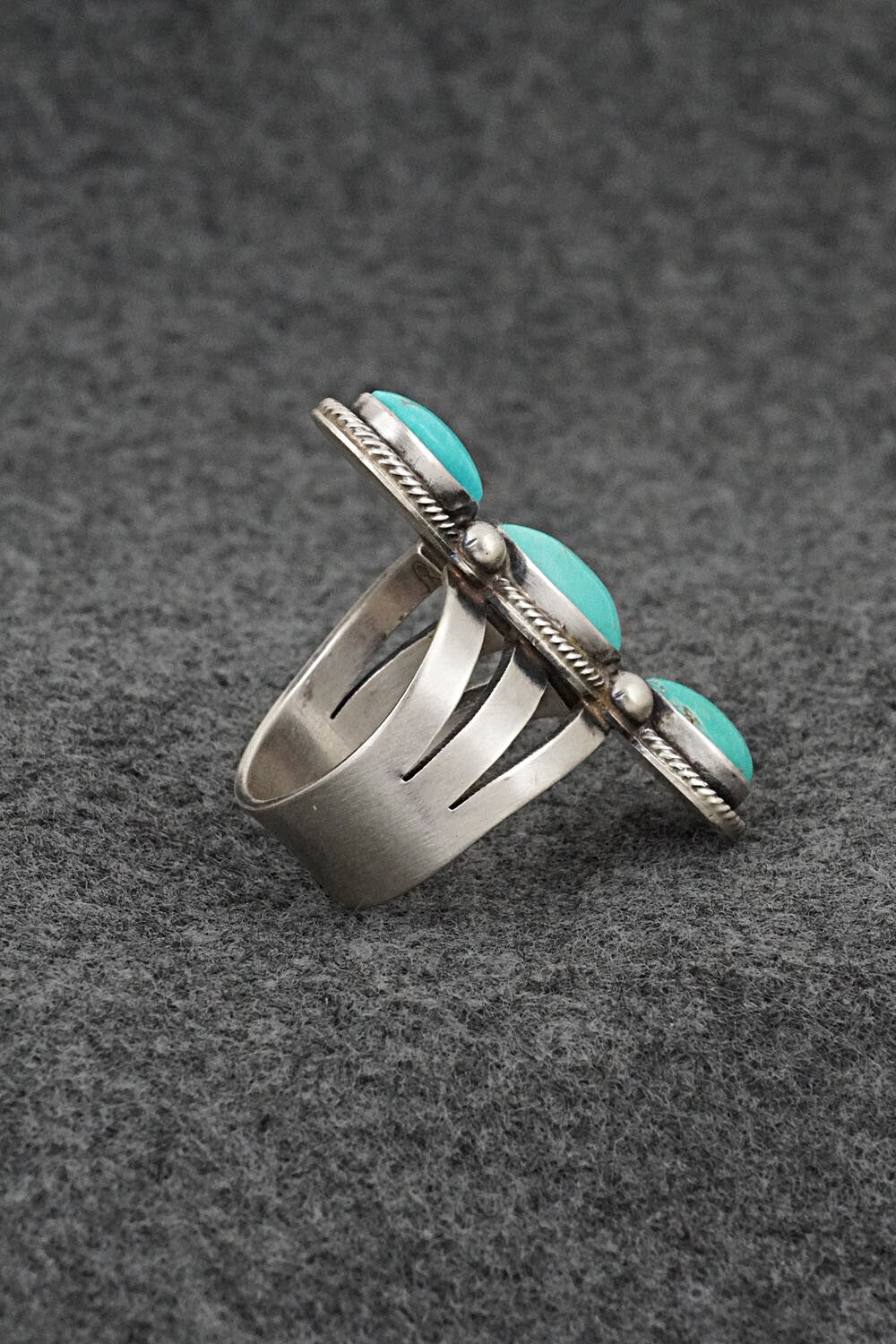Turquoise & Sterling Silver Ring - Kathleen Livingston - Size 7.5