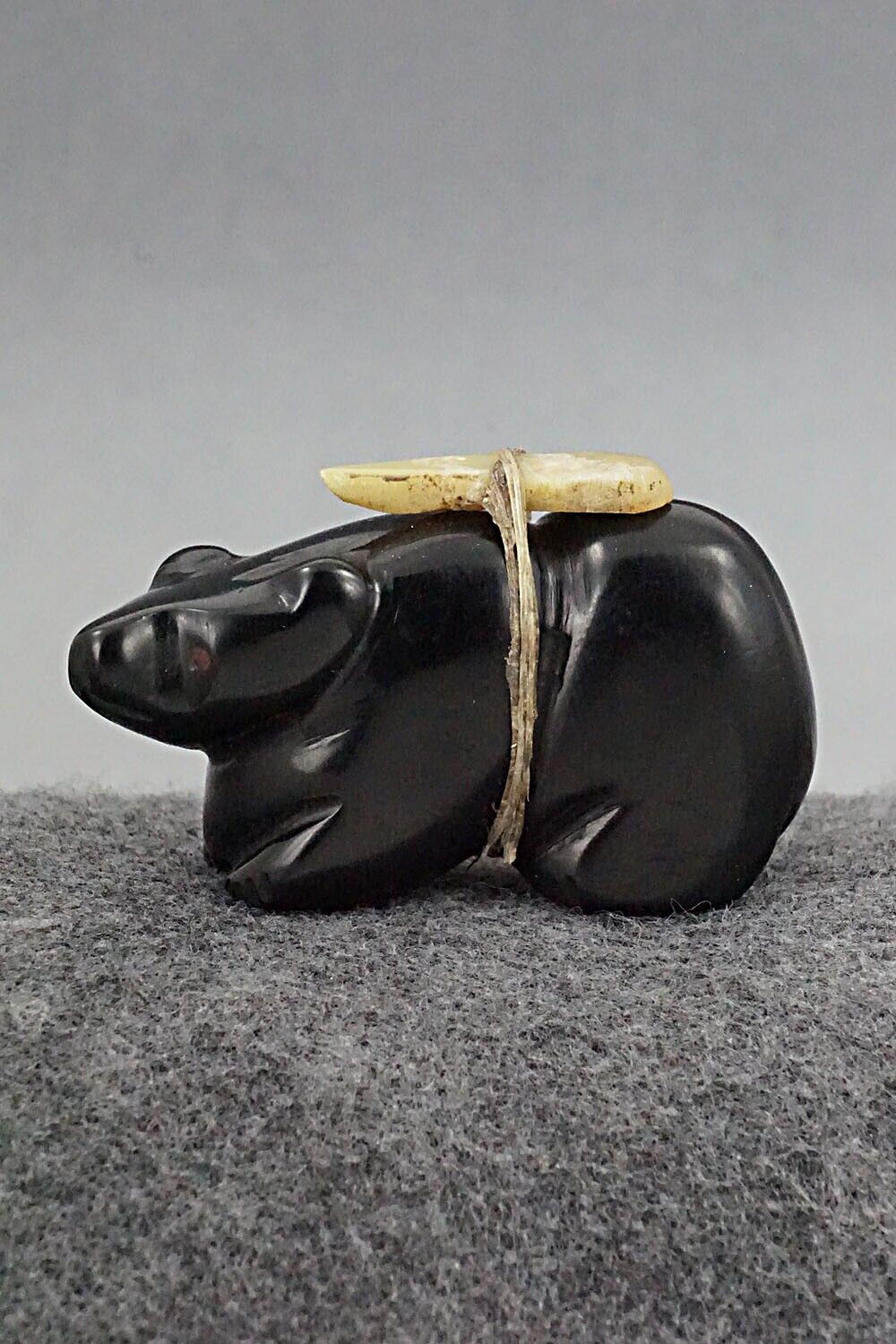 Bear Zuni Fetish Carving - Justin Red Elk
