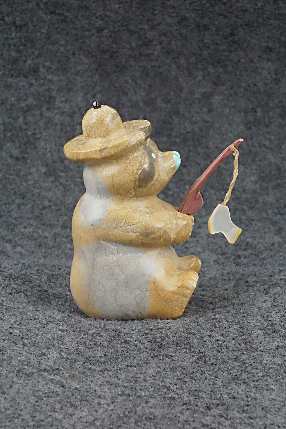 Bear with Fishing Pole Zuni Fetish Carving - Enrike Leekya