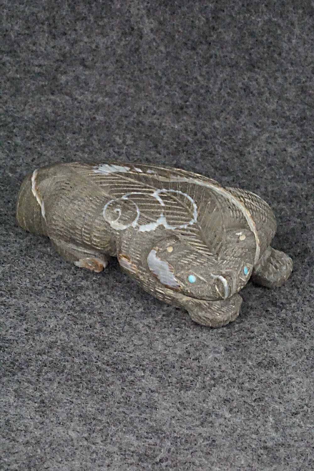 Badger Zuni Fetish Carving - Karen Zunie
