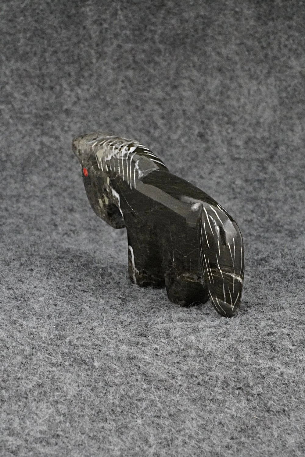Horse Zuni Fetish Carving - Kenric Laiwakete