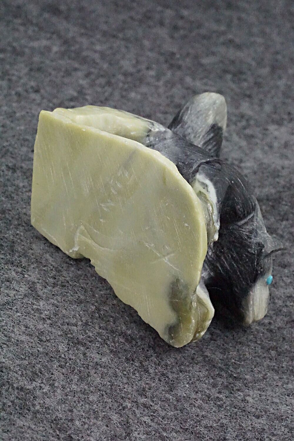 Badger Zuni Fetish Carving - Derrick Kaamasee