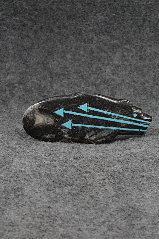 Bear Zuni Fetish Carving - Bernard Laiwekete