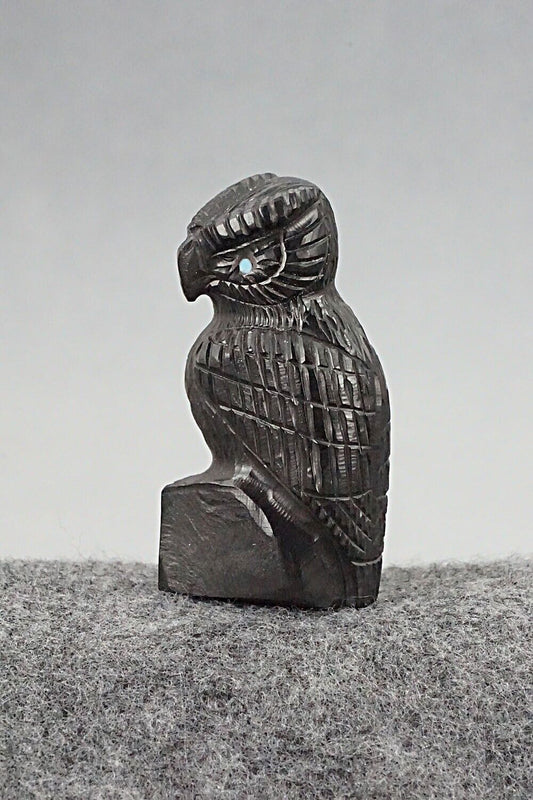 Owl Zuni Fetish Carving - Chris Peina