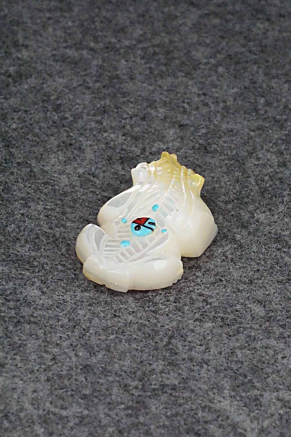 Badger Zuni Fetish Carving - Danette Laate