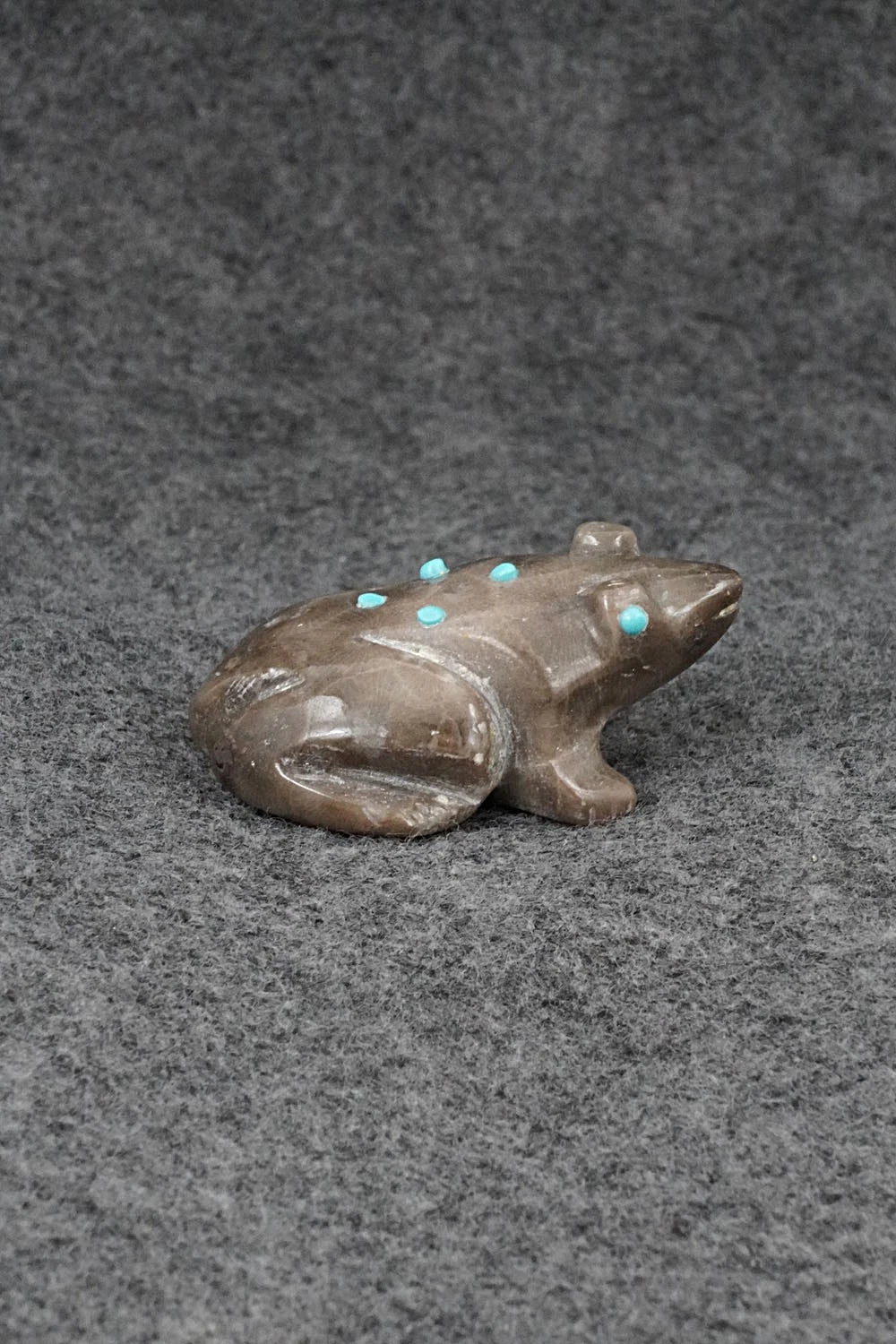 Frog Zuni Fetish Carving - Ronnie Lunasee
