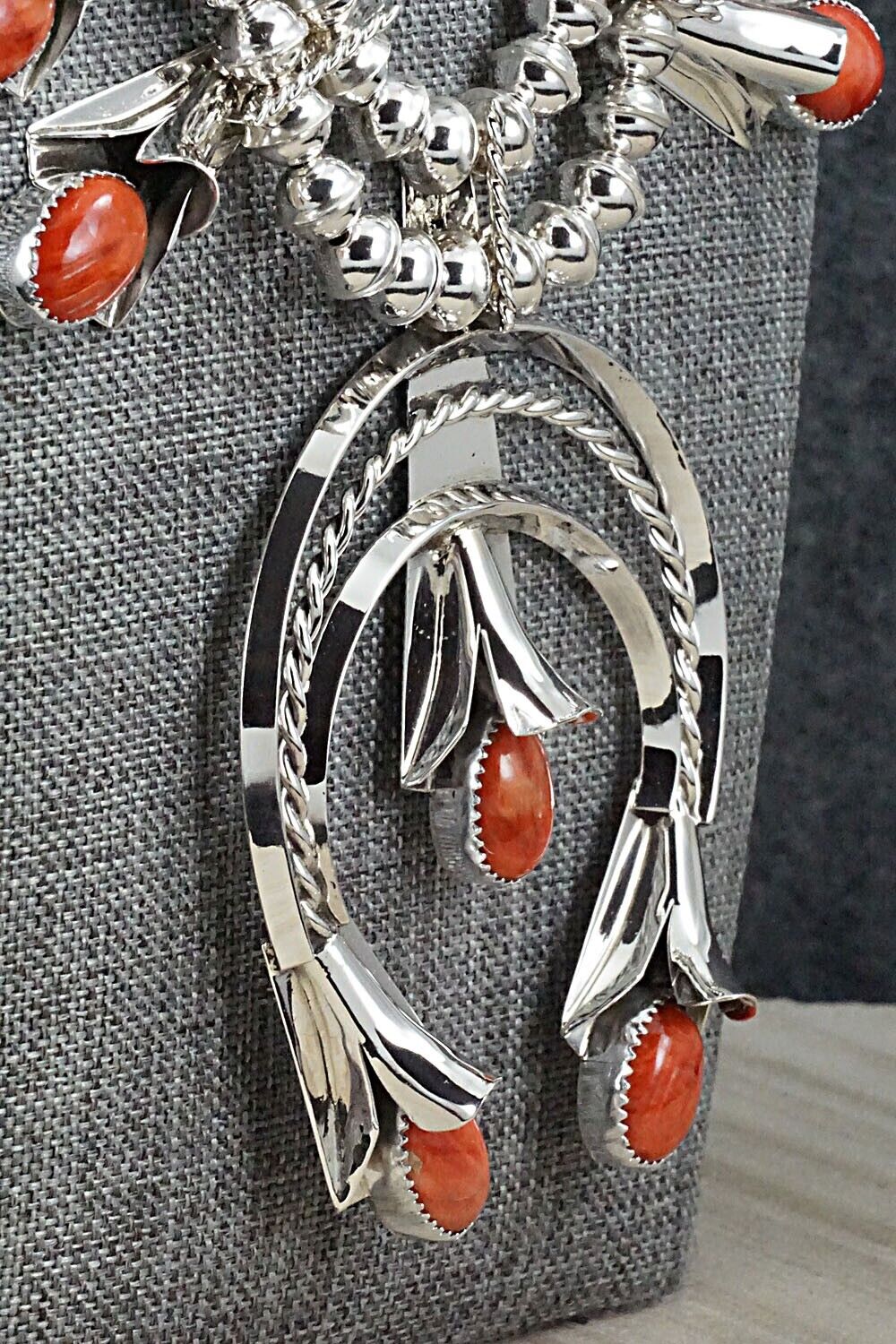 Spiny Oyster & Sterling Silver Squash Blossom Set - Louise Yazzie