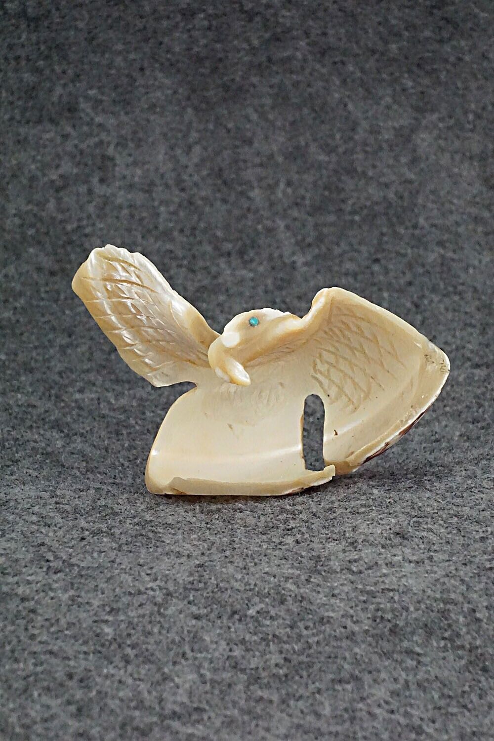 Eagle Zuni Fetish Carving - Wilfred Cheama