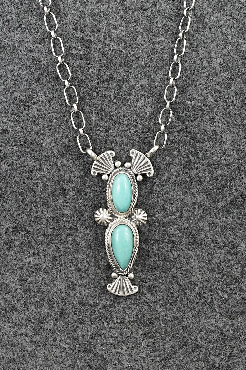 Turquoise & Sterling Silver Necklace - Verley Betone
