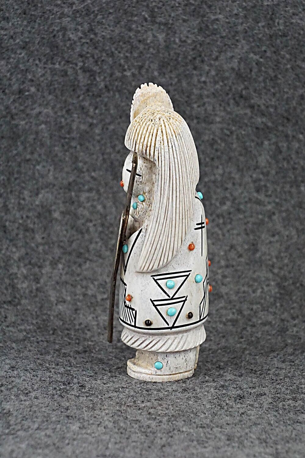 Hunter Zuni Fetish Carving - Claudia Peina