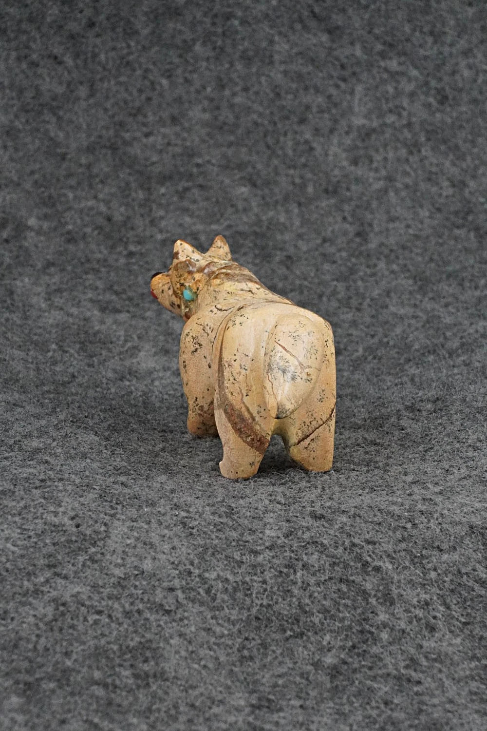 Wolf Zuni Fetish Carving - Freddie Leekya