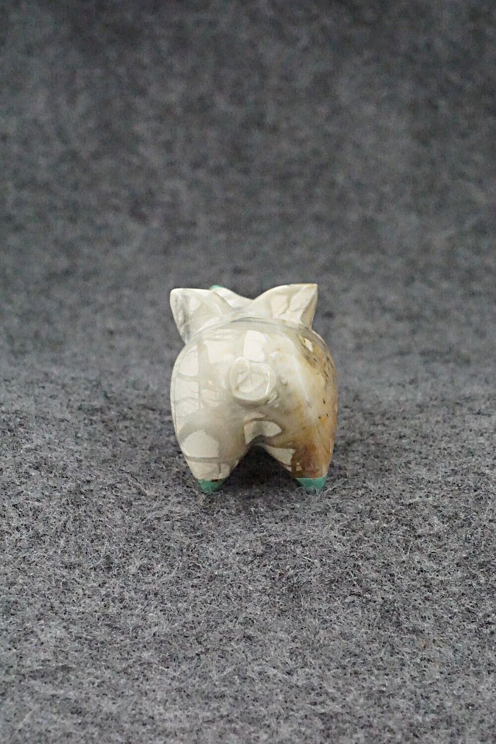 Pig Zuni Fetish Carving - Enrike Leekya