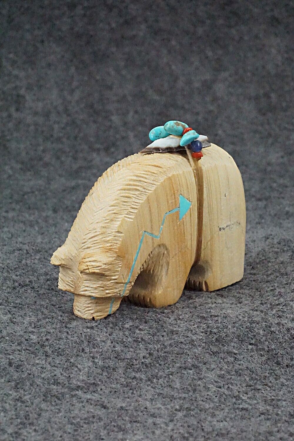 Bear Zuni Fetish Carving - Douglas Martza