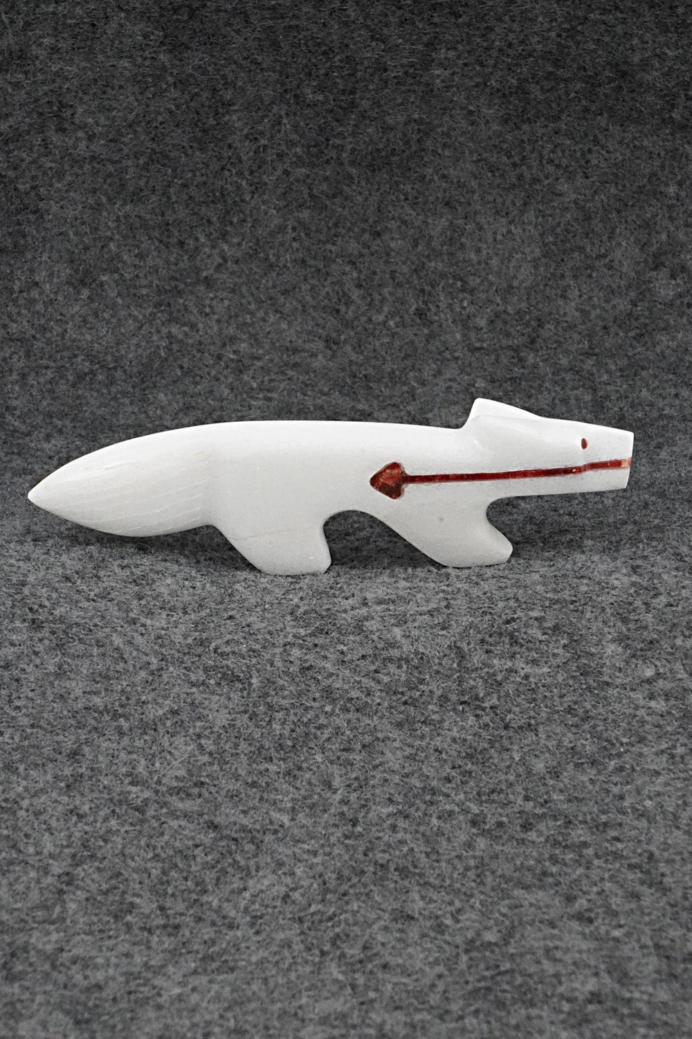 Wolf Zuni Fetish Carving - Kenric Laiwakete