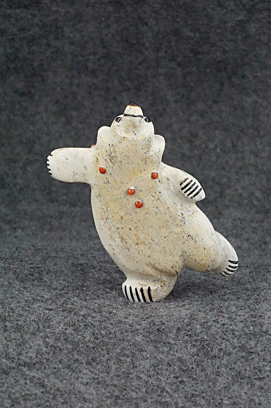 Bear Zuni Fetish Carving - Claudia Peina